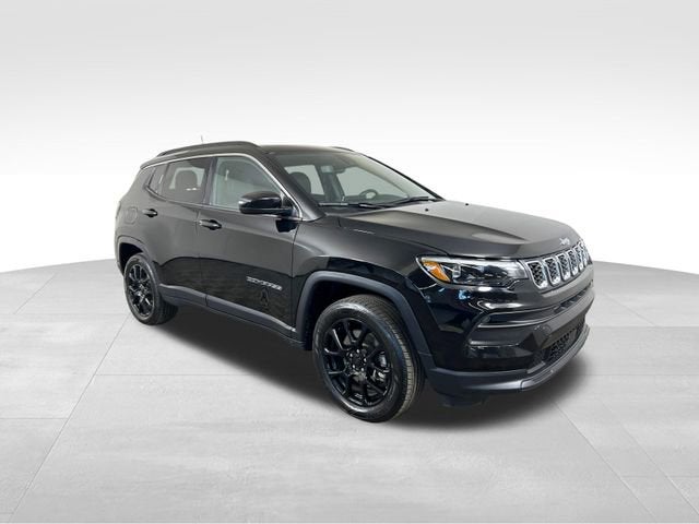 2024 Jeep Compass Latitude Lux