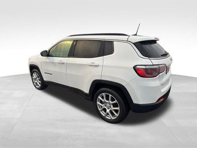 2023 Jeep Compass Latitude Lux