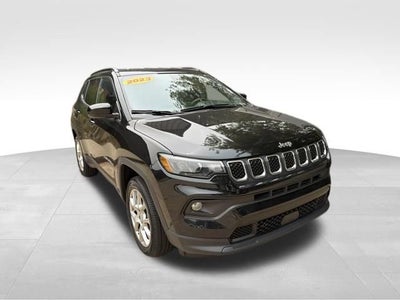 2023 Jeep Compass Latitude Lux