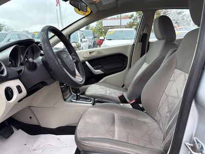 2012 Ford Fiesta SE