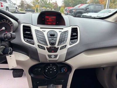 2012 Ford Fiesta SE