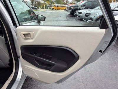 2012 Ford Fiesta SE