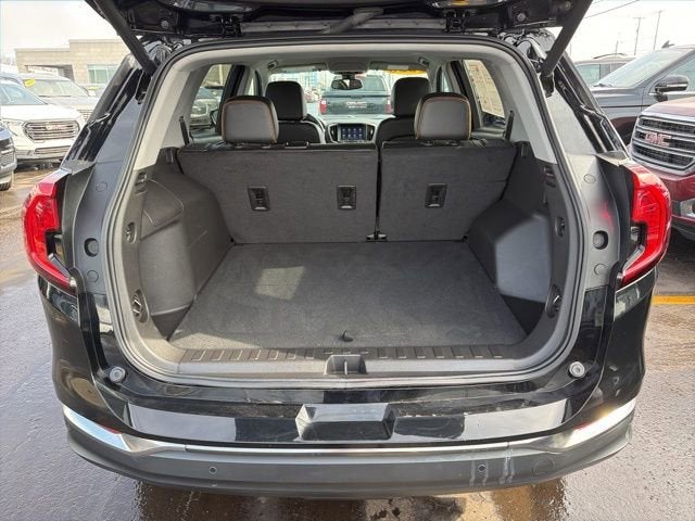 2023 GMC Terrain AT4