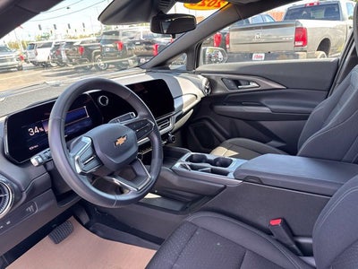2025 Chevrolet Equinox EV LT
