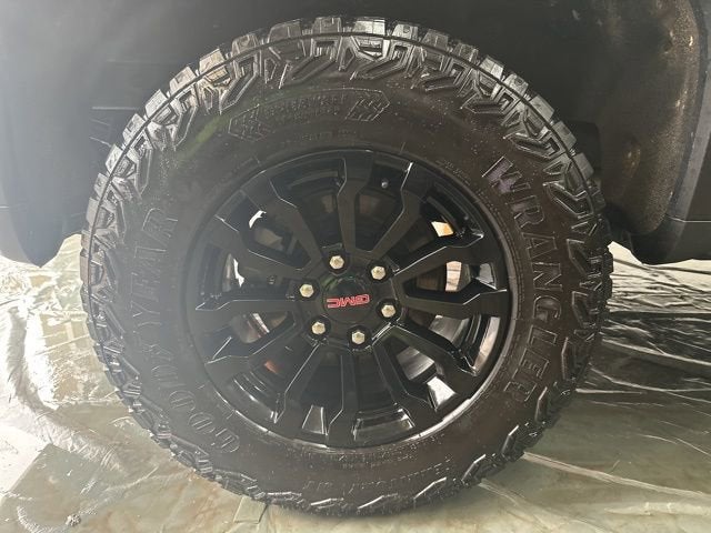 2023 GMC Sierra 1500 AT4X