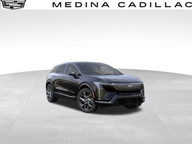 2025 Cadillac OPTIQ Luxury 2