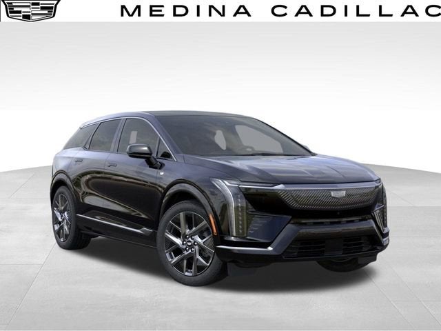 2025 Cadillac OPTIQ Luxury 2