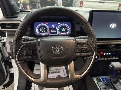 2024 Toyota Tacoma 4WD SR5