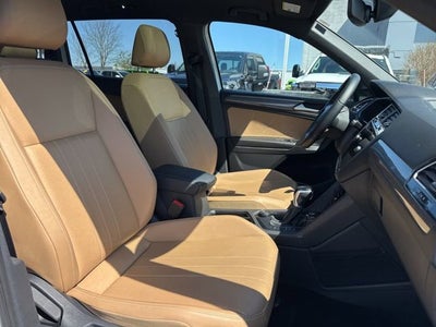 2023 Volkswagen Tiguan SE R-Line Black