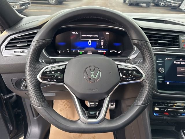 2024 Volkswagen Tiguan SE R-Line Black