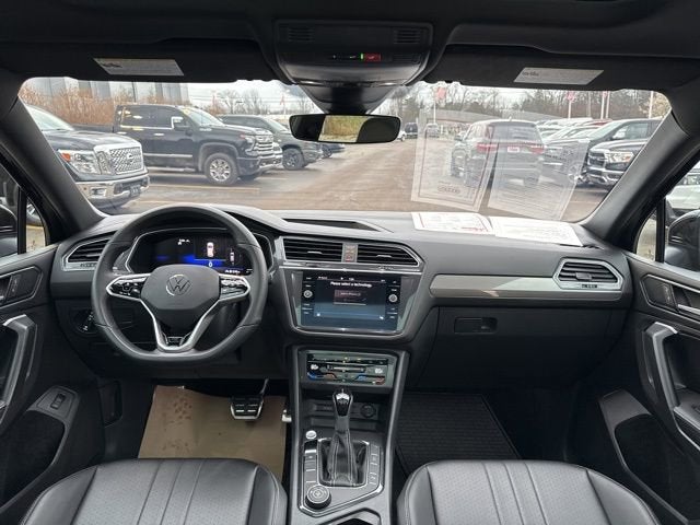 2024 Volkswagen Tiguan SE R-Line Black