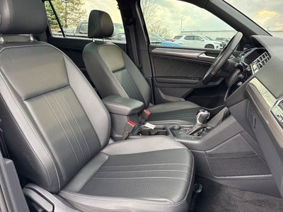 2024 Volkswagen Tiguan SE R-Line Black
