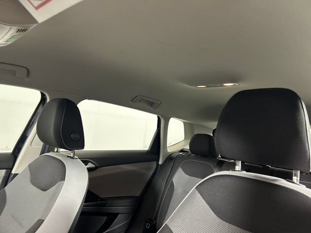 2022 Volkswagen Taos S