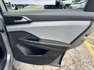 2023 Volkswagen Taos SE