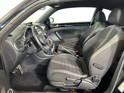 2012 Volkswagen Beetle 2.0T Turbo PZEV