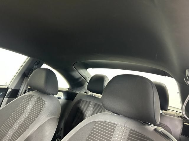 2012 Volkswagen Beetle 2.0T Turbo PZEV