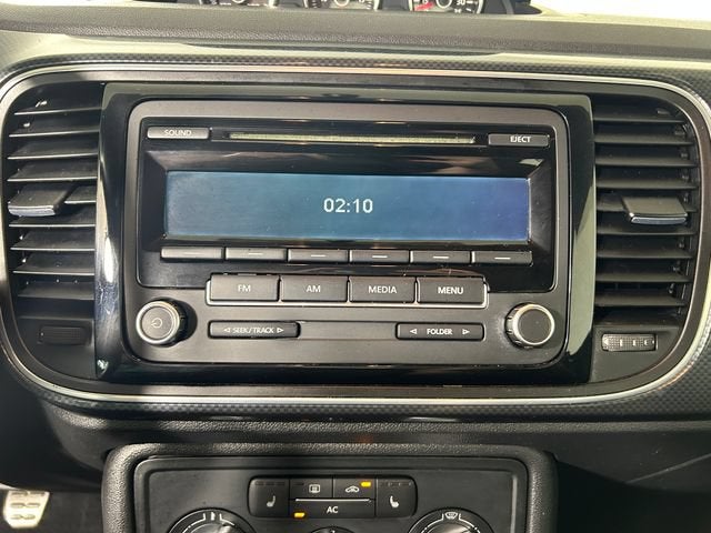 2012 Volkswagen Beetle 2.0T Turbo PZEV
