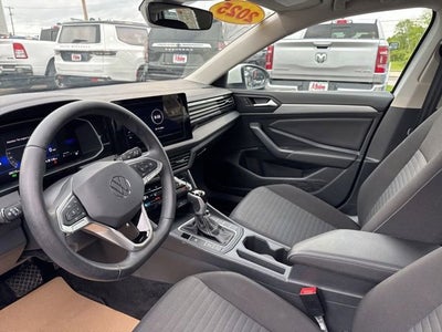 2025 Volkswagen Jetta S