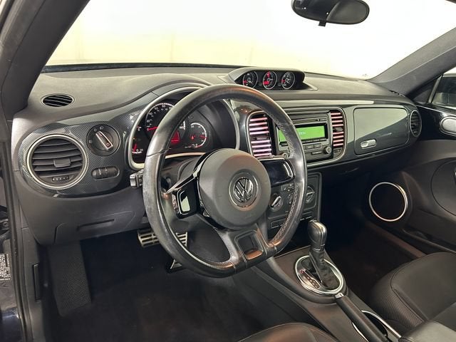 2013 Volkswagen Beetle Convertible 2.0T
