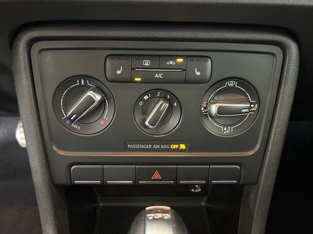 2013 Volkswagen Beetle Convertible 2.0T
