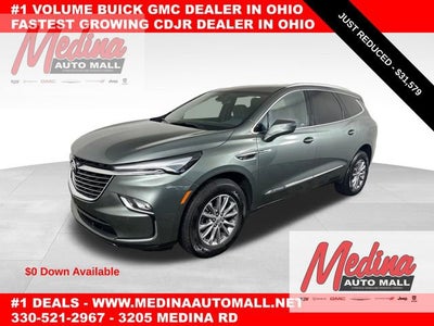 2023 Buick Enclave Essence