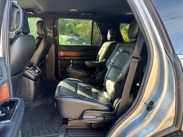 2020 Lincoln Navigator Standard