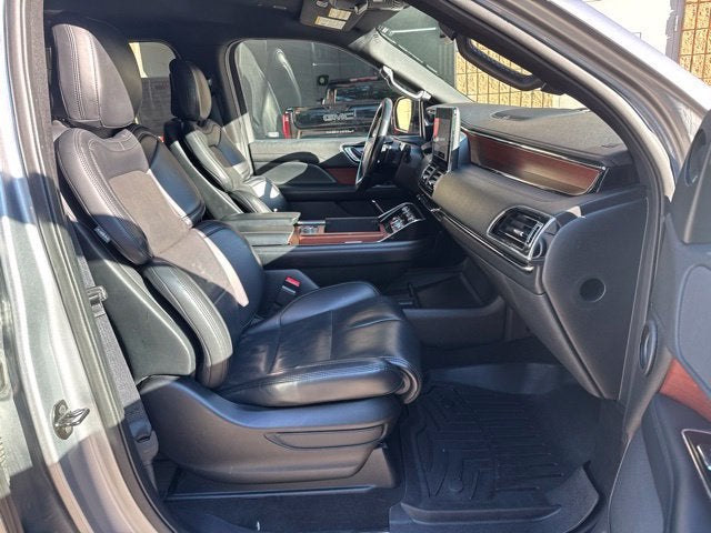 2020 Lincoln Navigator Standard