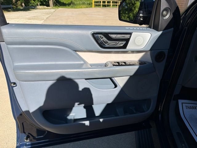 2019 Lincoln Navigator L Black Label