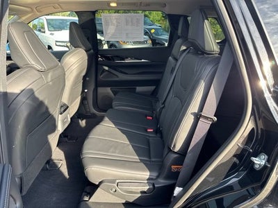 2025 INFINITI QX60 PURE