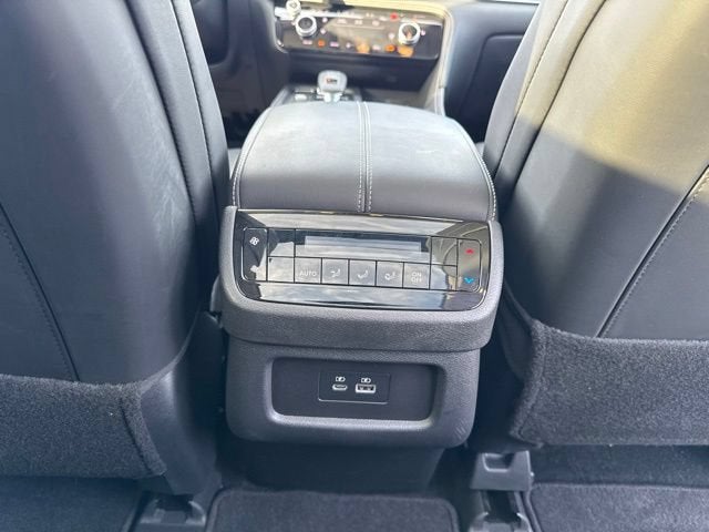2025 INFINITI QX60 PURE