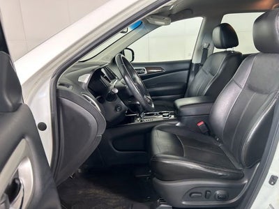 2013 Nissan Pathfinder Platinum