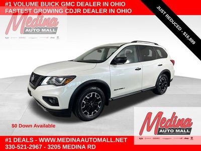 2020 Nissan Pathfinder SL