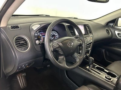 2020 Nissan Pathfinder SL