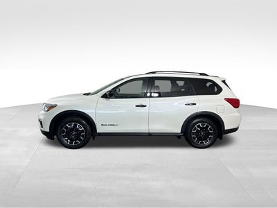 2020 Nissan Pathfinder SL