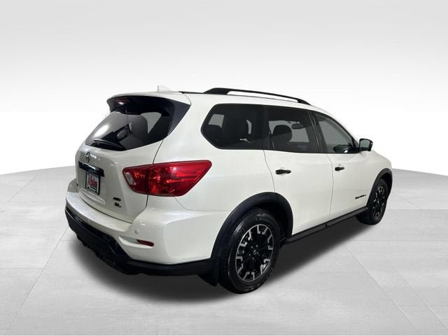 2020 Nissan Pathfinder SL