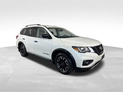 2020 Nissan Pathfinder SL
