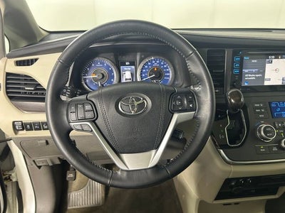 2016 Toyota Sienna Ltd