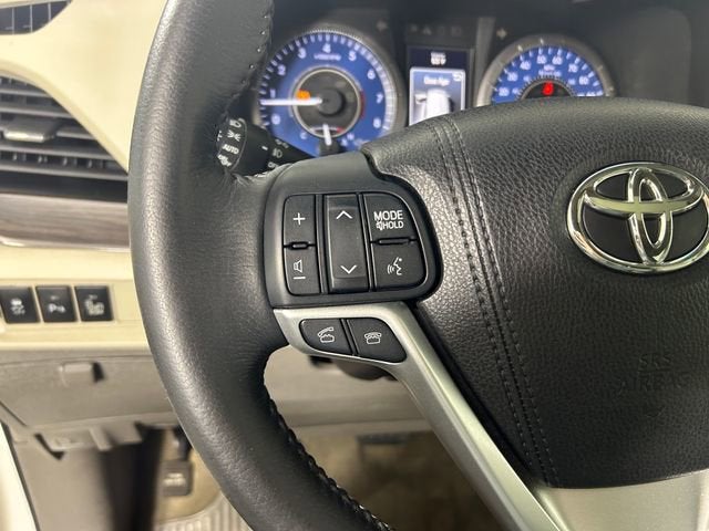 2016 Toyota Sienna Ltd