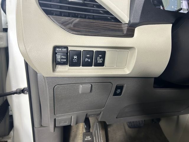2016 Toyota Sienna Ltd