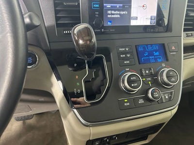 2016 Toyota Sienna Ltd
