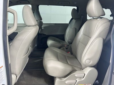 2016 Toyota Sienna Ltd