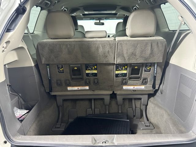 2016 Toyota Sienna Ltd