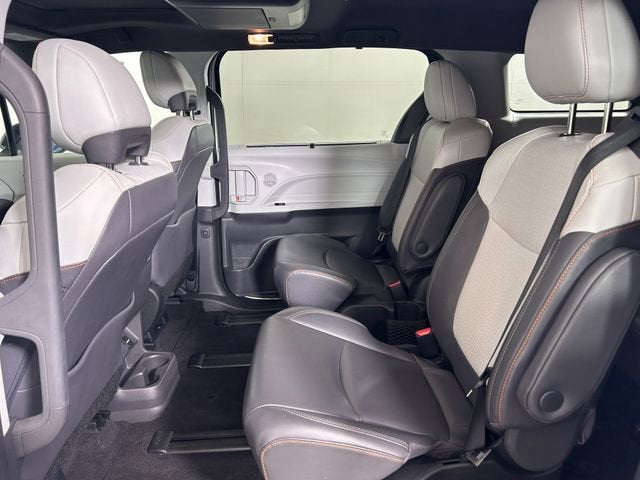 2022 Toyota Sienna XSE