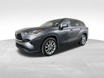 2024 Toyota Highlander LE