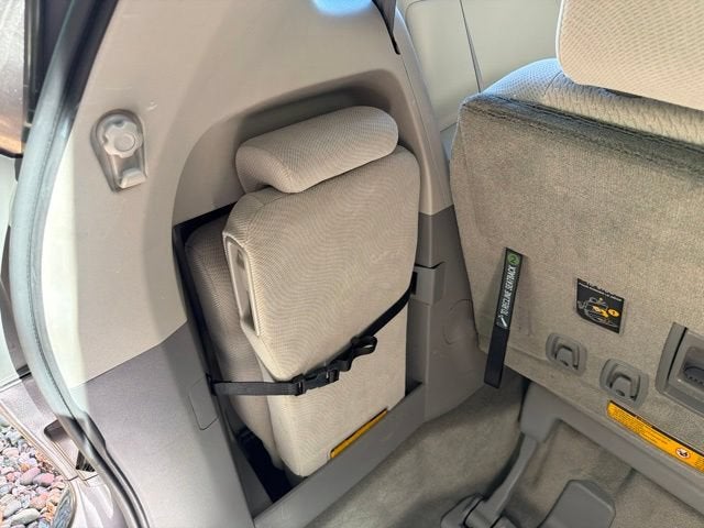 2013 Toyota Sienna LE AAS