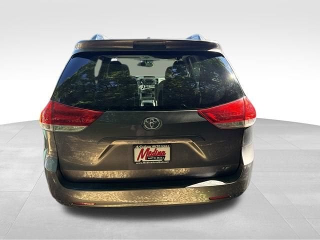 2013 Toyota Sienna LE AAS