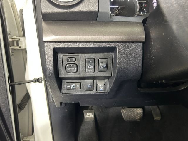 2020 Toyota Tundra 4WD SR5