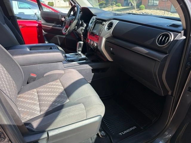 2019 Toyota Tundra 4WD SR5