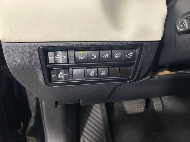 2023 Toyota Tundra 4WD Capstone Hybrid
