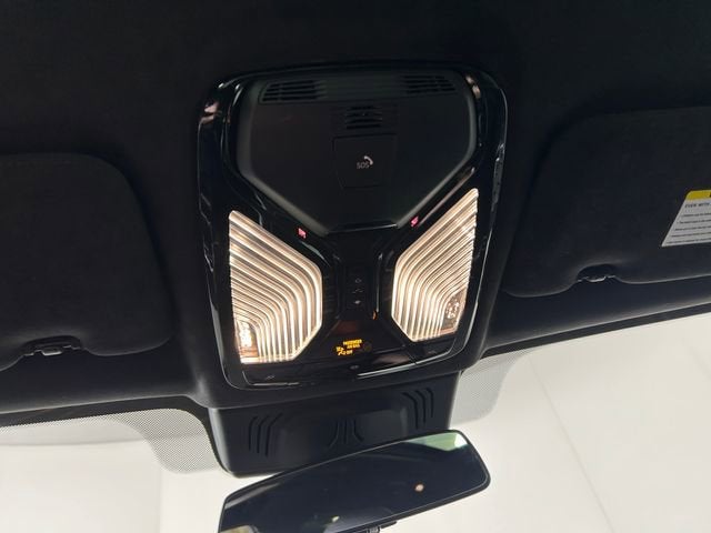2022 BMW X5 M50i